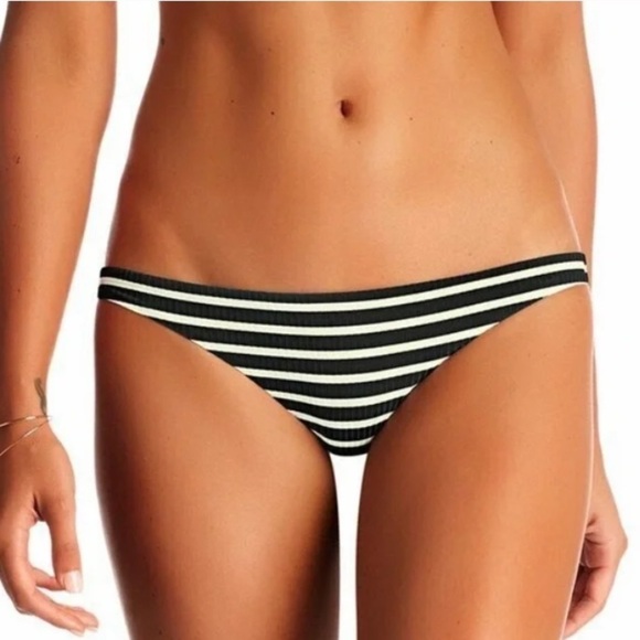 Vitamin A Luciana Full Coverage Bottom Marin Stripe Black@ - Picture 3 of 10